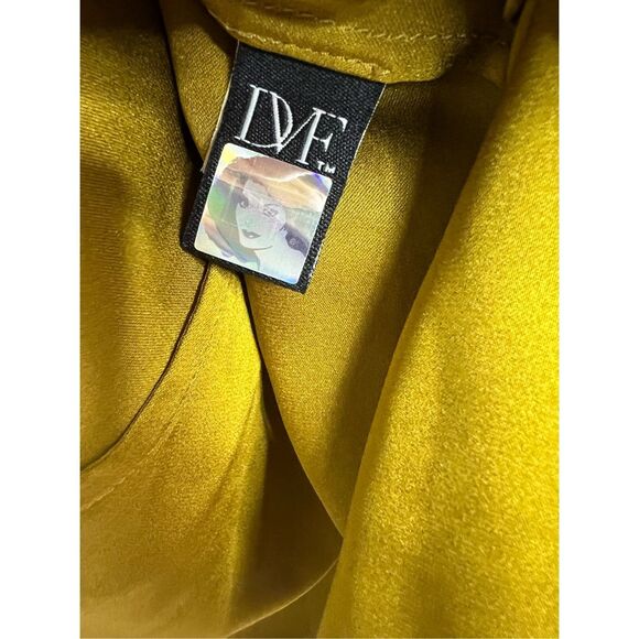 Diane Von Furstenberg Trelodie Tie Silk Blouse - Picture 7 of 7